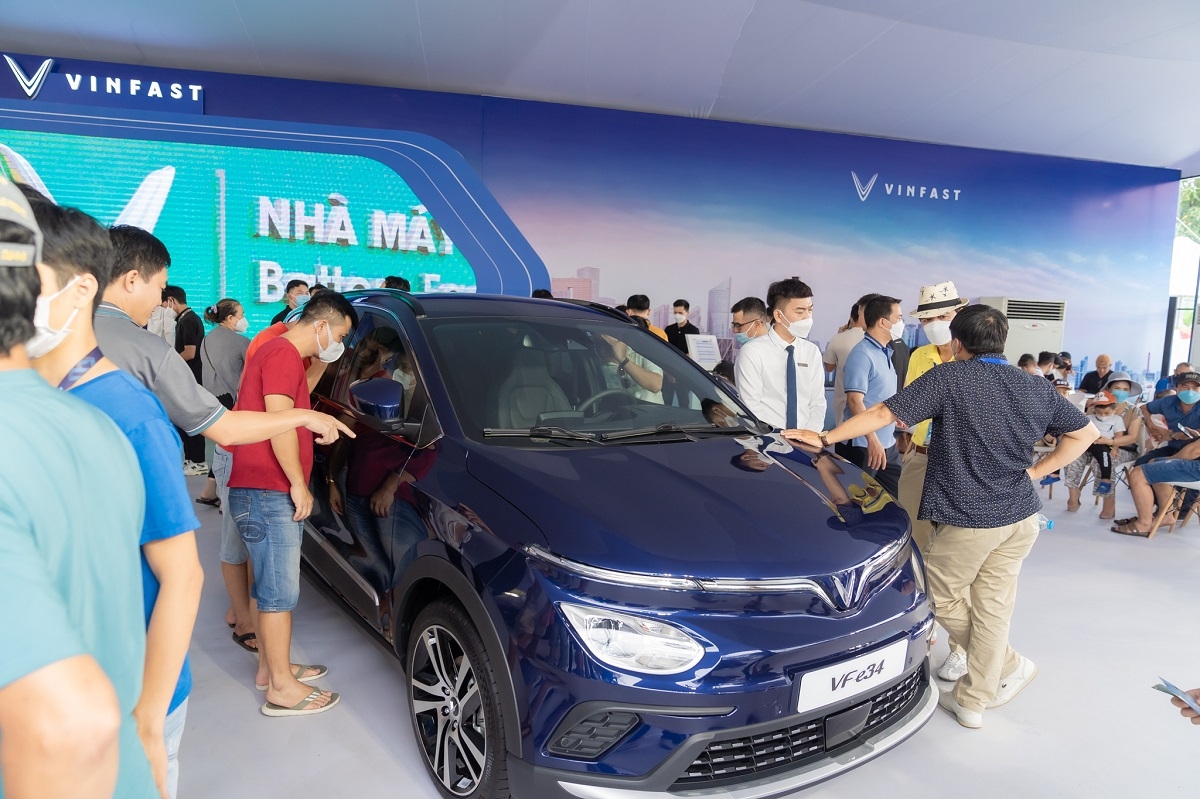 Trải nghiệm ô tô điện VinFast, lan tỏa lối sống xanh tại Vinhomes Grand Park Trải nghiệm ô tô điện VinFast, lan tỏa lối sống xanh tại Vinhomes Grand Park