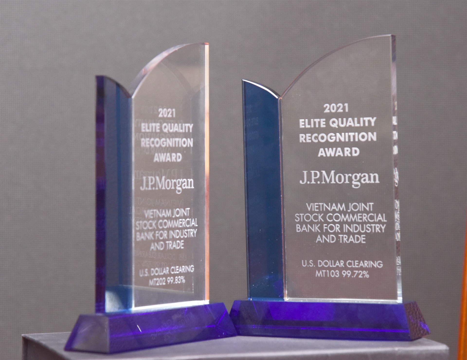 VietinBank đón nhận 2 giải thưởng do JPMorgan trao tặng