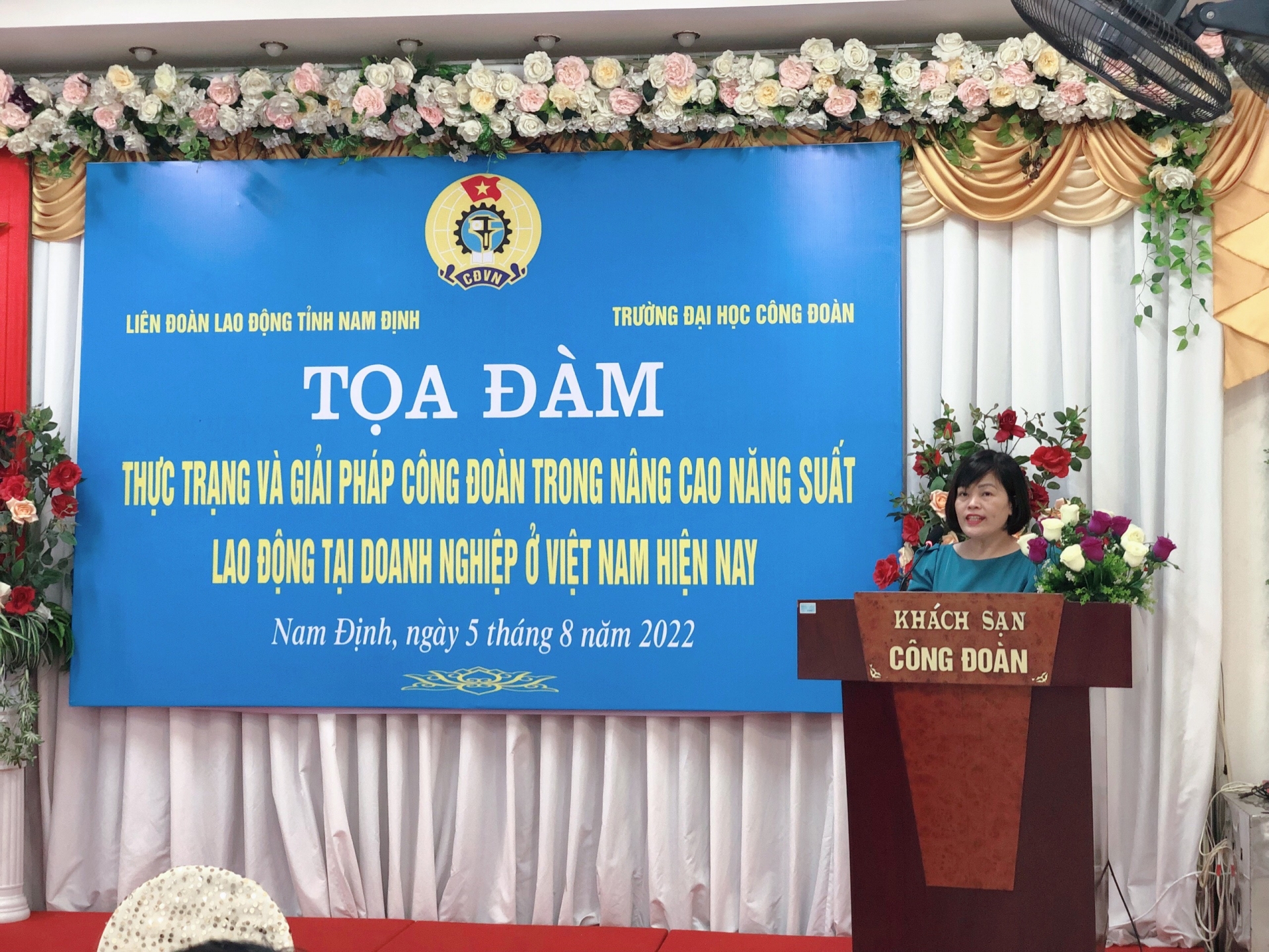 Tọa đàm: Nâng cao năng suất lao động góp phần nâng cao thu nhập của người lao động Tọa đàm: Nâng cao năng suất lao động góp phần nâng cao thu nhập của người lao động