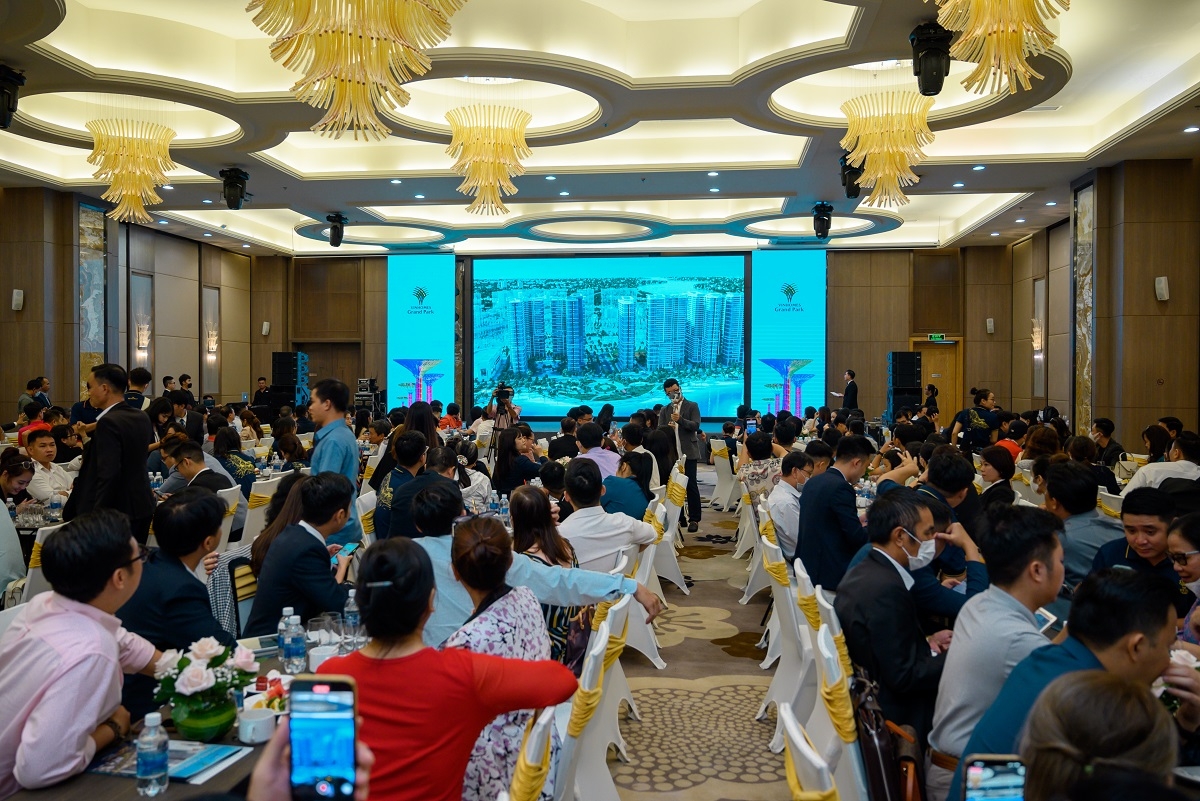 undefined Vinhomes Grand Park làm “dậy sóng” thị trường BĐS Tây Nam Bộ