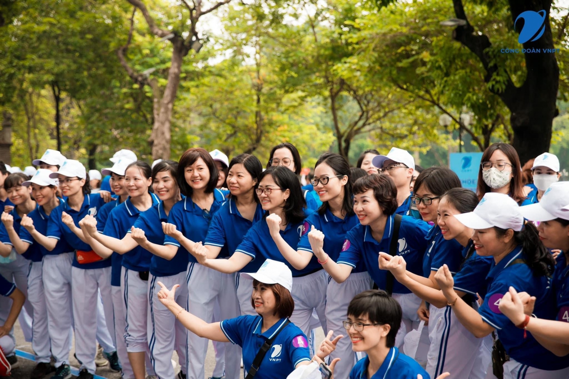 Lan tỏa tinh thần “Khỏe – Để gia đình hạnh phúc và xây dựng VNPT phát triển Lan tỏa tinh thần “Khỏe – Để gia đình hạnh phúc và xây dựng VNPT phát triển