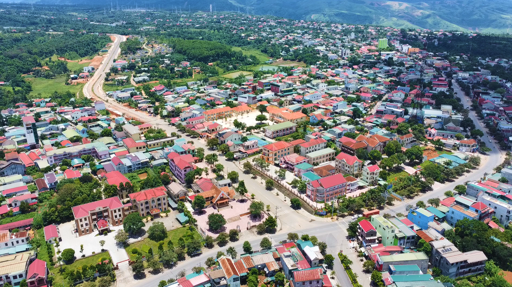 Khu Kinh tế xuyên biên giới Lao Bảo – Densavan là cú hích để phát triển nhanh, bền vững