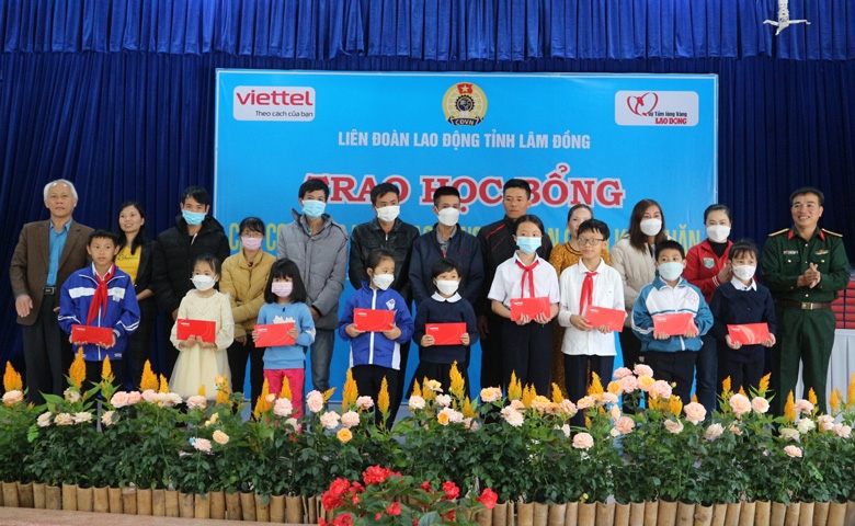 Lâm Đồng tiếp bước đến trường cho con công nhân có hoàn cảnh khó khăn