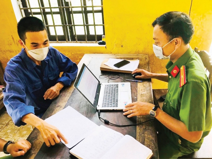 Nhận diện phương thức hoạt động “tín dụng đen” trong công nhân lao động Nhận diện phương thức hoạt động “tín dụng đen” trong công nhân lao động