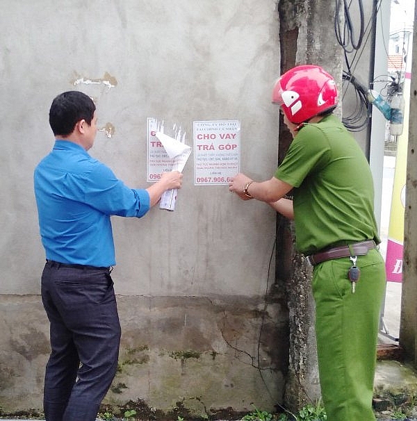 Hỗ trợ người lao động ứng phó với “tín dụng đen” Hỗ trợ người lao động ứng phó với “tín dụng đen”