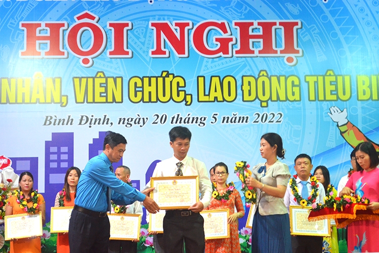 Quyết tâm đạt 6.407 sáng kiến giai đoạn 2 “Chương trình 01 triệu sáng kiến”