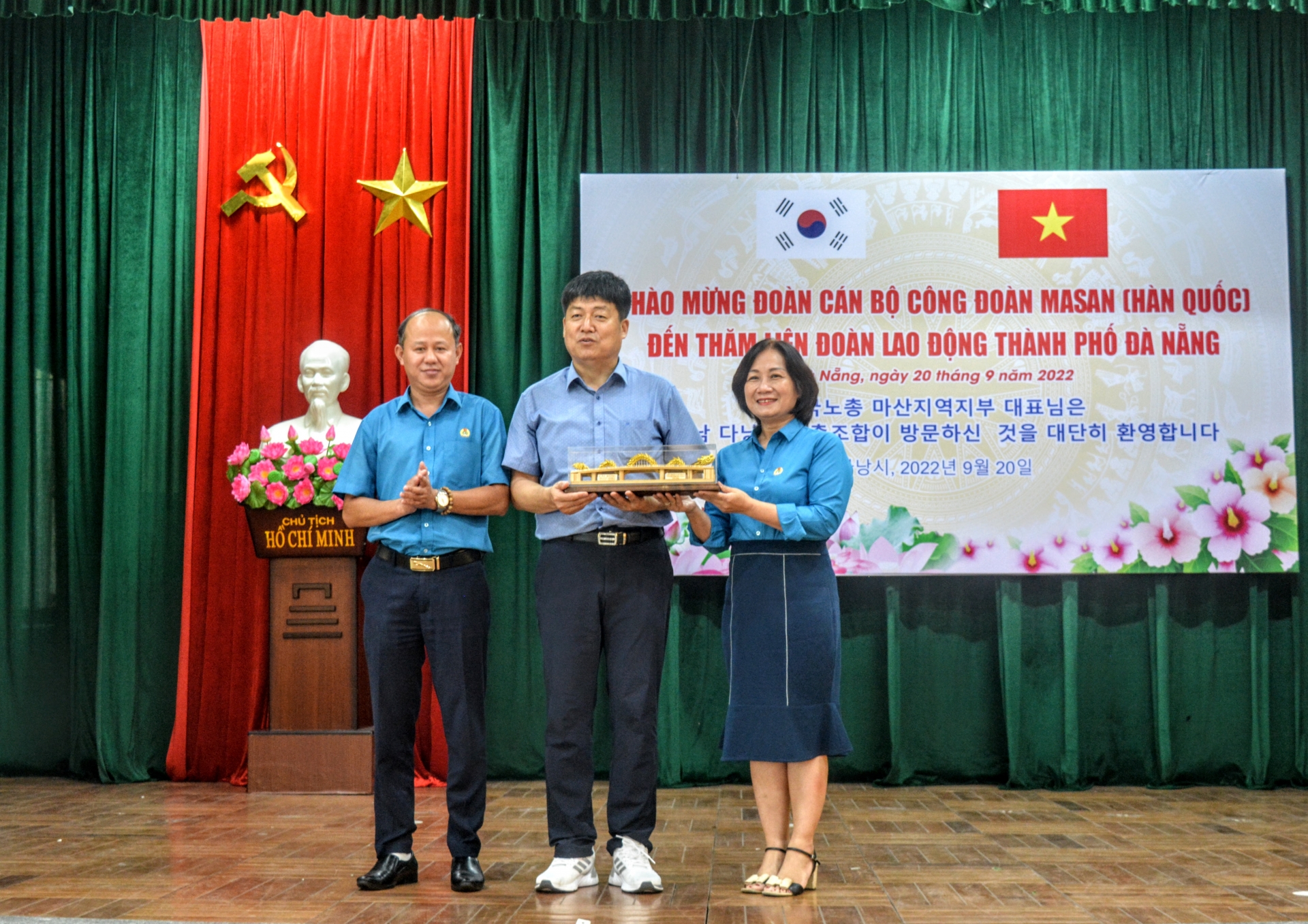 Công đoàn TP Masan (Hàn Quốc) thăm, làm việc với LĐLĐ TP Đà Nẵng Công đoàn TP Masan (Hàn Quốc) thăm, làm việc với LĐLĐ TP Đà Nẵng