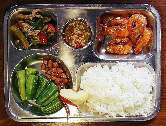 Xây dựng, phát hành các thực đơn mẫu về bữa ăn ca cho NLĐ