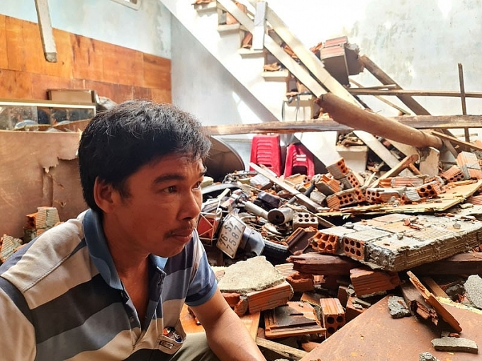 Huyện đảo Lý Sơn có hàng trăm nhà bị tốc mái do bão số 4 Noru, nhiều tàu cá bị chìm Huyện đảo Lý Sơn có hàng trăm nhà bị tốc mái do bão số 4 Noru, nhiều tàu cá bị chìm