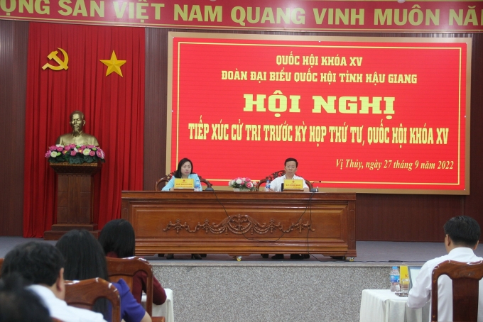 Đoàn đại biểu Quốc hội tỉnh tiếp xúc cử tri huyện Vị Thủy Đoàn đại biểu Quốc hội tỉnh tiếp xúc cử tri huyện Vị Thủy