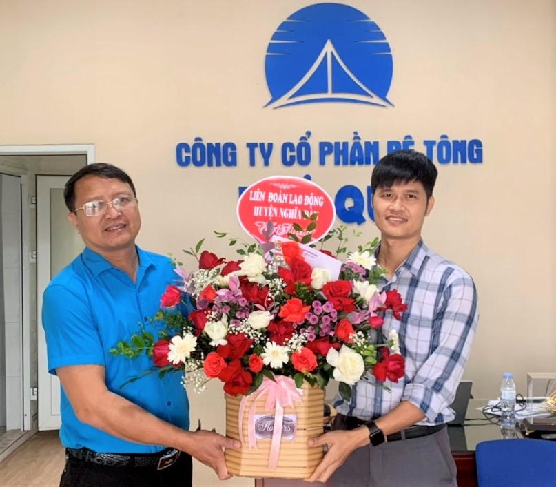 Công đoàn Nghệ An chúc mừng các doanh nghiệp nhân Ngày Doanh nhân Việt Nam