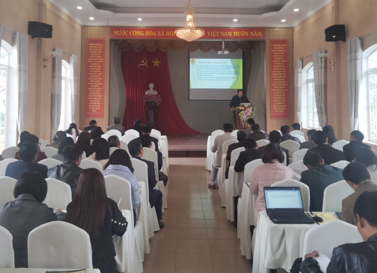 Lâm Đồng: Công đoàn Viên chức tỉnh tập huấn công tác đại hội nhiệm kỳ 2023-2028 Lâm Đồng: Công đoàn Viên chức tỉnh tập huấn công tác đại hội nhiệm kỳ 2023-2028