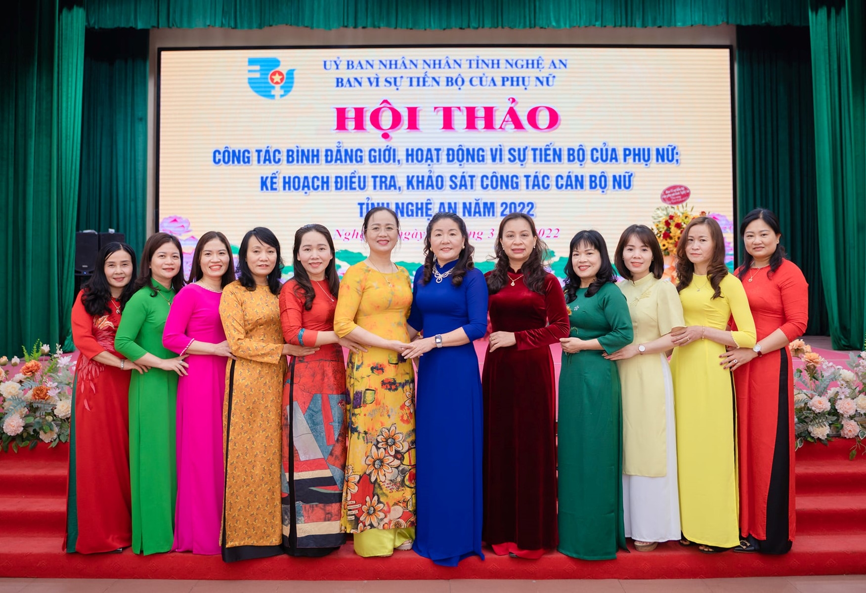Công tác bình đẳng giới: từ nghị quyết đến cuộc sống ở Nghệ An Công tác bình đẳng giới: từ nghị quyết đến cuộc sống ở Nghệ An