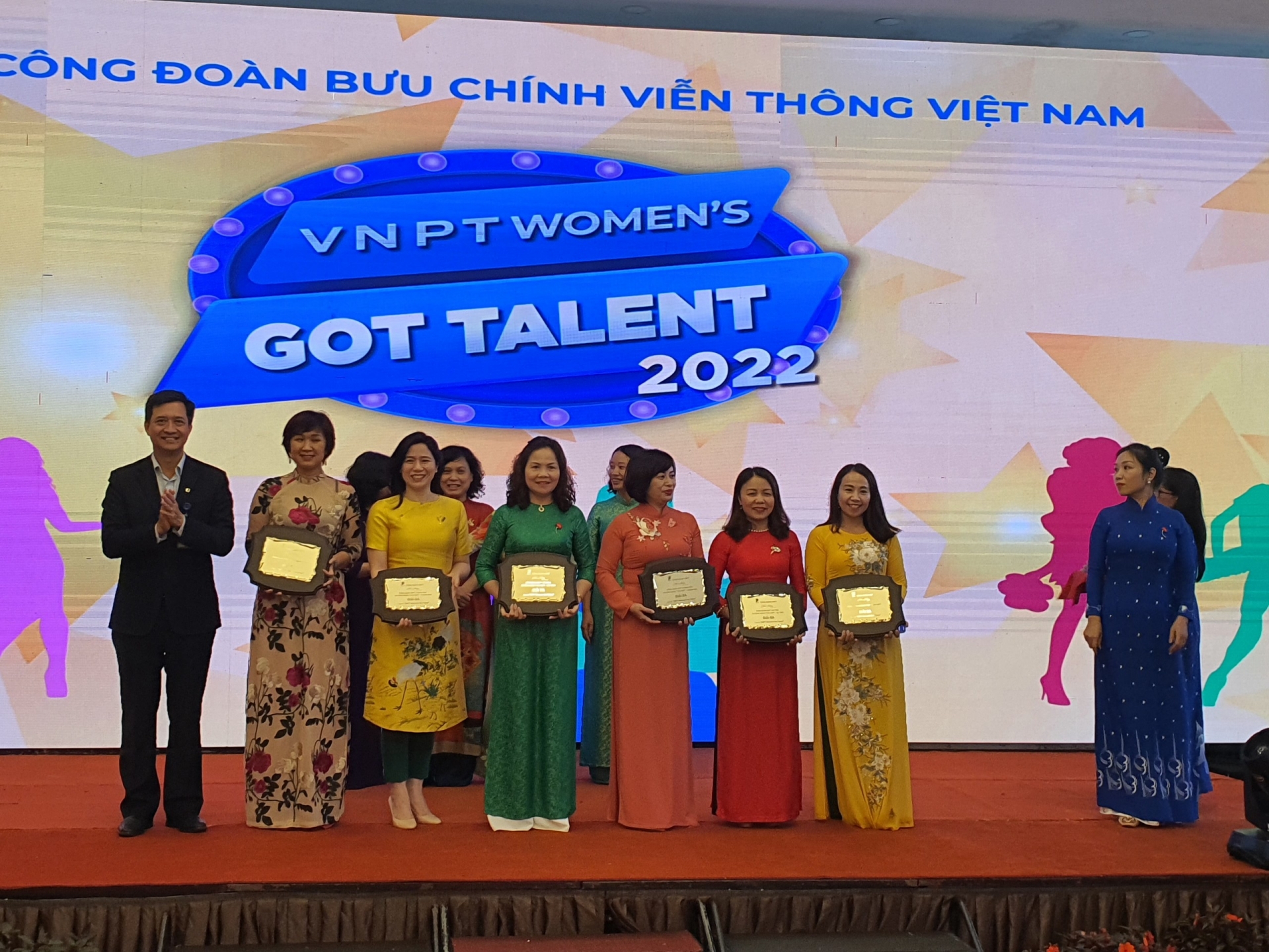 Công đoàn VNPT tổng kết công tác nữ giai đoạn 2017-2022 Công đoàn VNPT tổng kết công tác nữ giai đoạn 2017-2022