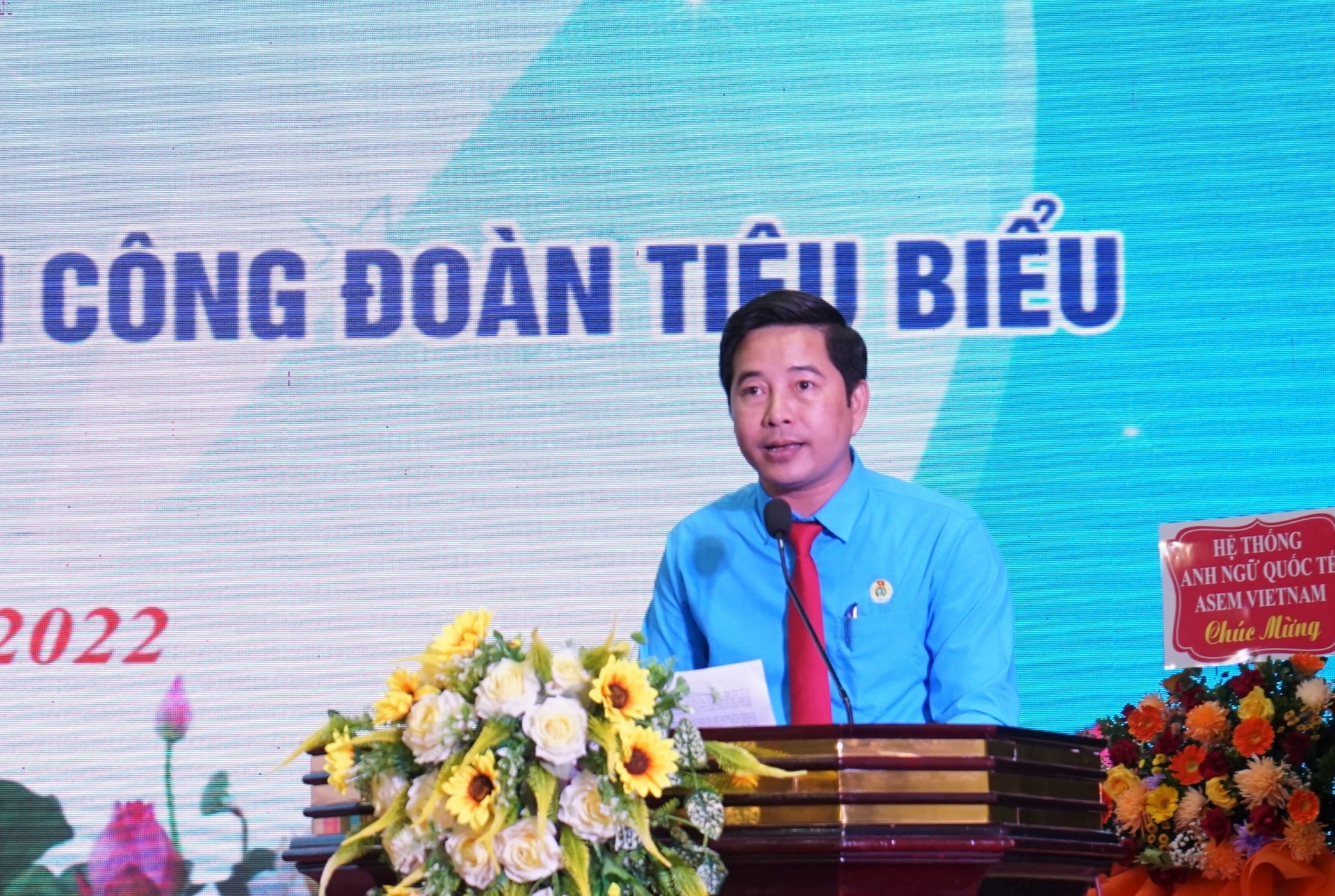 Nghệ An: Tổ chức gặp mặt nữ cán bộ quản lý, chủ tịch công đoàn tiêu biểu Nghệ An: Tổ chức gặp mặt nữ cán bộ quản lý, chủ tịch công đoàn tiêu biểu