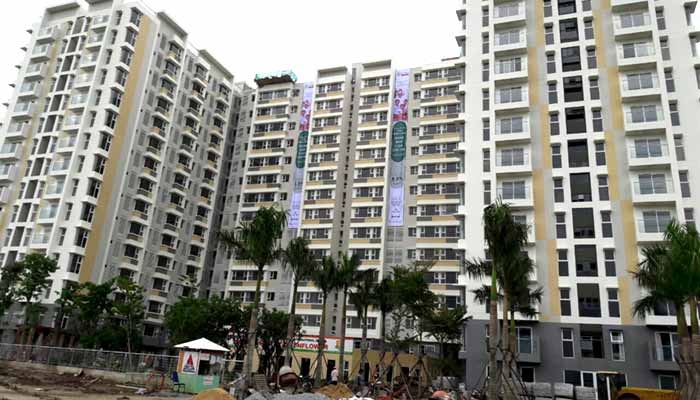 Thực tế thì câu chuyện khát nhà giá rẻ đã được nhắc đến như một “điệp khúc buồn” trong những năm qua. Và quay đi quay lại vẫn là chuyện doanh nghiệp vẫn chờ được cởi trói để gia nhập đường đua. Thực tế thì câu chuyện khát nhà giá rẻ đã được nhắc đến như một “điệp khúc buồn” trong những năm qua. Và quay đi quay lại vẫn là chuyện doanh nghiệp vẫn chờ được cởi trói để gia nhập đường đua.