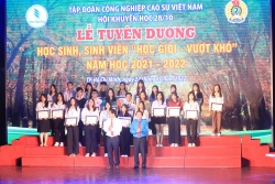 600 học sinh, sinh viên nhận học bổng từ Tập đoàn Cao su Việt Nam
