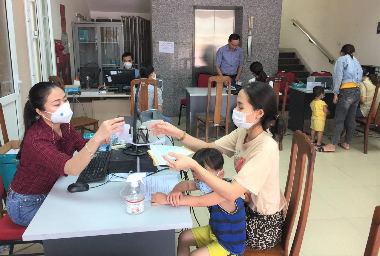 BHXH tỉnh Nghệ An triển khai khẩn trương, trách nhiệm các chính sách hỗ trợ NLĐ và NSDLĐ BHXH tỉnh Nghệ An triển khai khẩn trương, trách nhiệm các chính sách hỗ trợ NLĐ, NSDLĐ