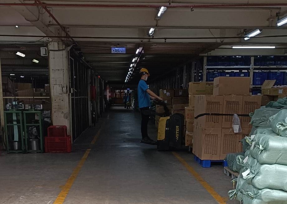 Đơn hàng sụt giảm, công nhân lo lắng thiếu việc làm Đơn hàng sụt giảm, công nhân lo lắng thiếu việc làm