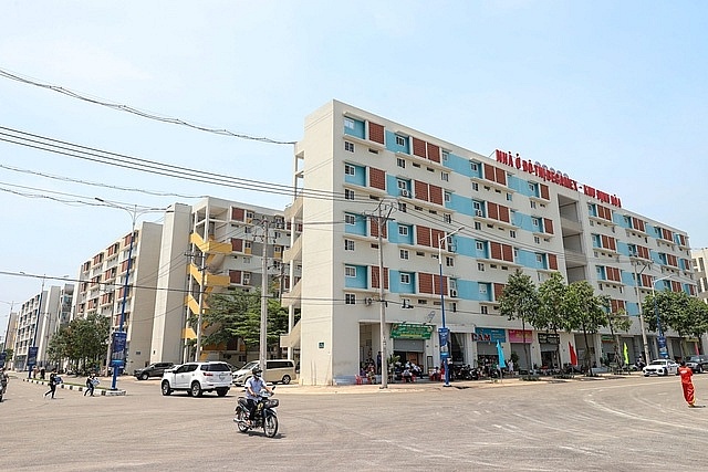 Bộ Xây dựng yêu cầu bố trí quỹ đất để phát triển nhà ở công nhân Bộ Xây dựng yêu cầu bố trí quỹ đất để phát triển nhà ở công nhân