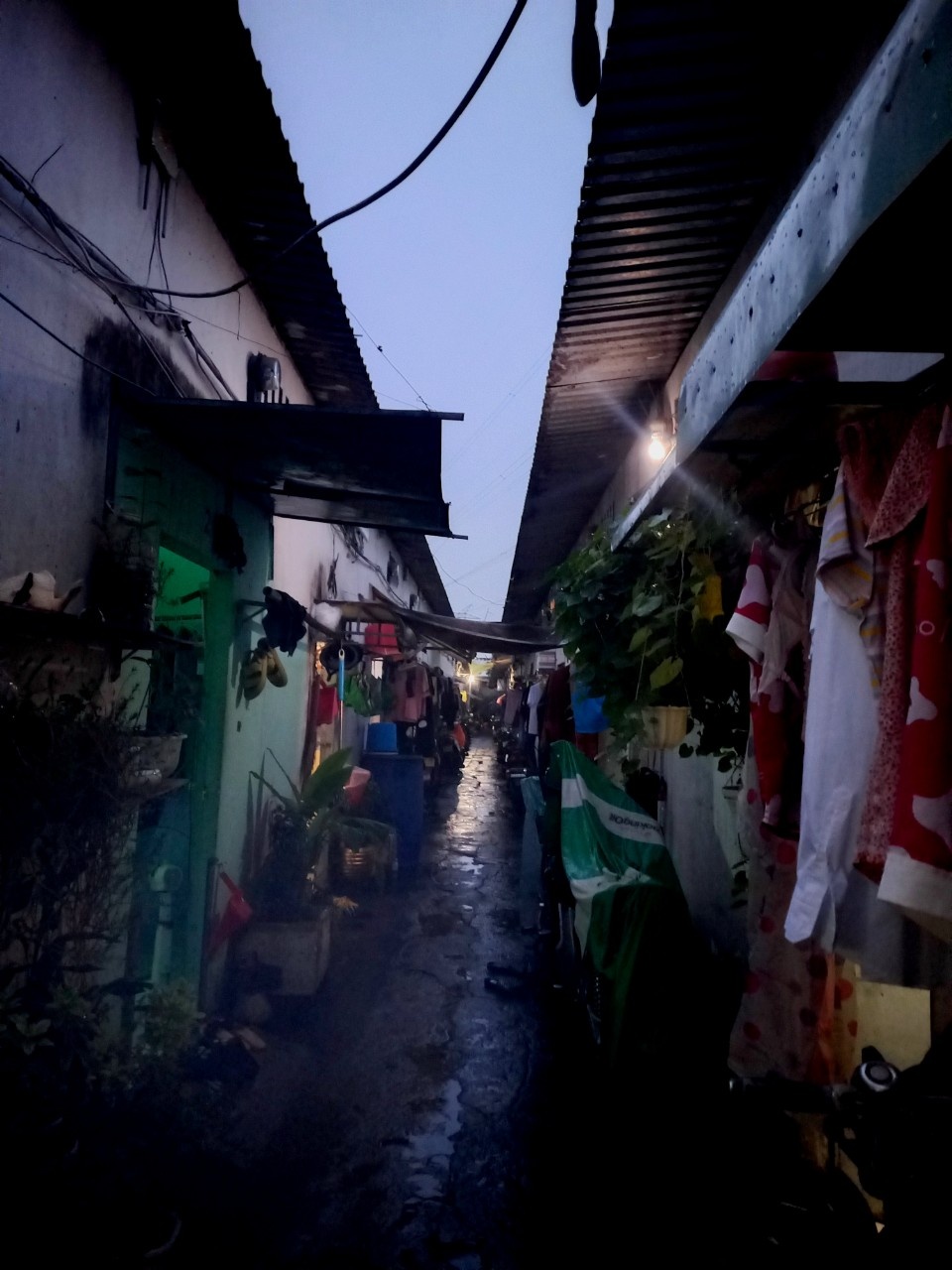 “Tỷ Hùng như vậy ai cũng buồn nhưng tính ra họ cũng thương công nhân”