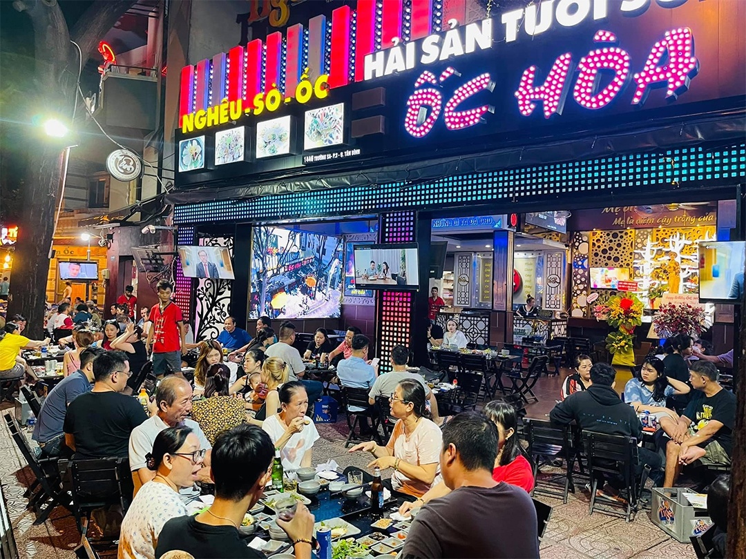 Bài 1: Kinh tế đêm - “Cửa sáng” cho ngành dịch vụ ở nước ta