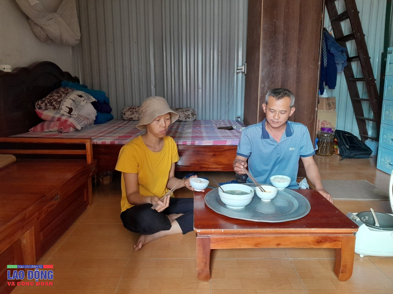 Bất ổn di dời khu tập thể 319 Vĩnh Hưng - Kỳ 2: Người dân sống trong sợ hãi