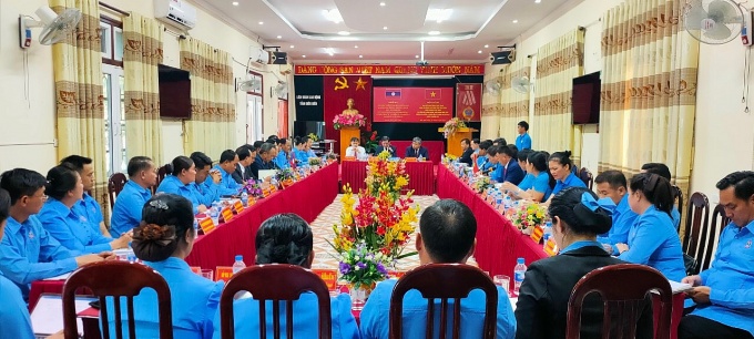 LĐLĐ tỉnh Điện Biên Hội đàm với Liên hiệp Công đoàn 5 tỉnh bắc Lào