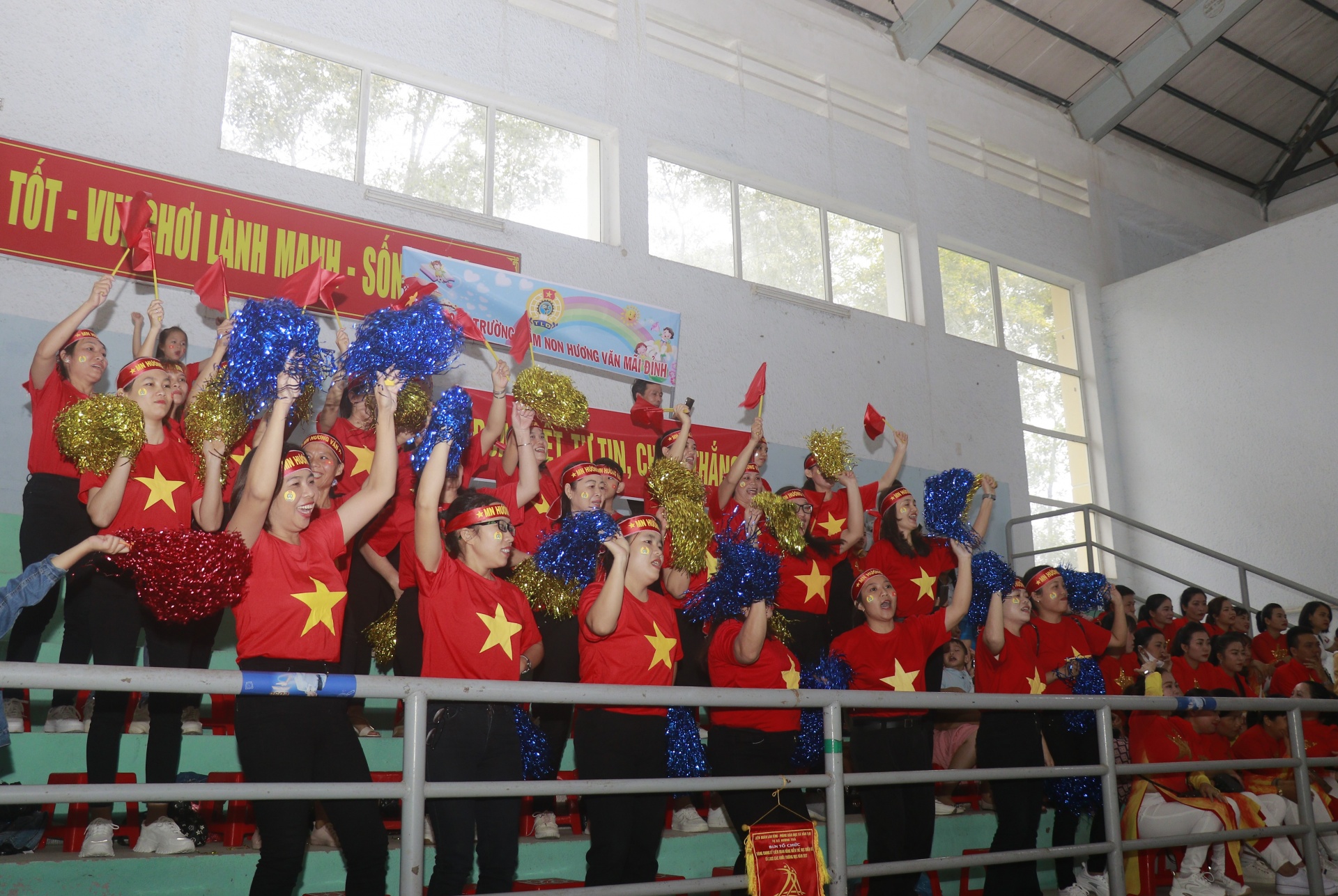 Thị xã Hương Trà: Sôi động Liên hoan đồng diễn thể dục giữa giờ Thị xã Hương Trà: Sôi động Liên hoan đồng diễn thể dục giữa giờ