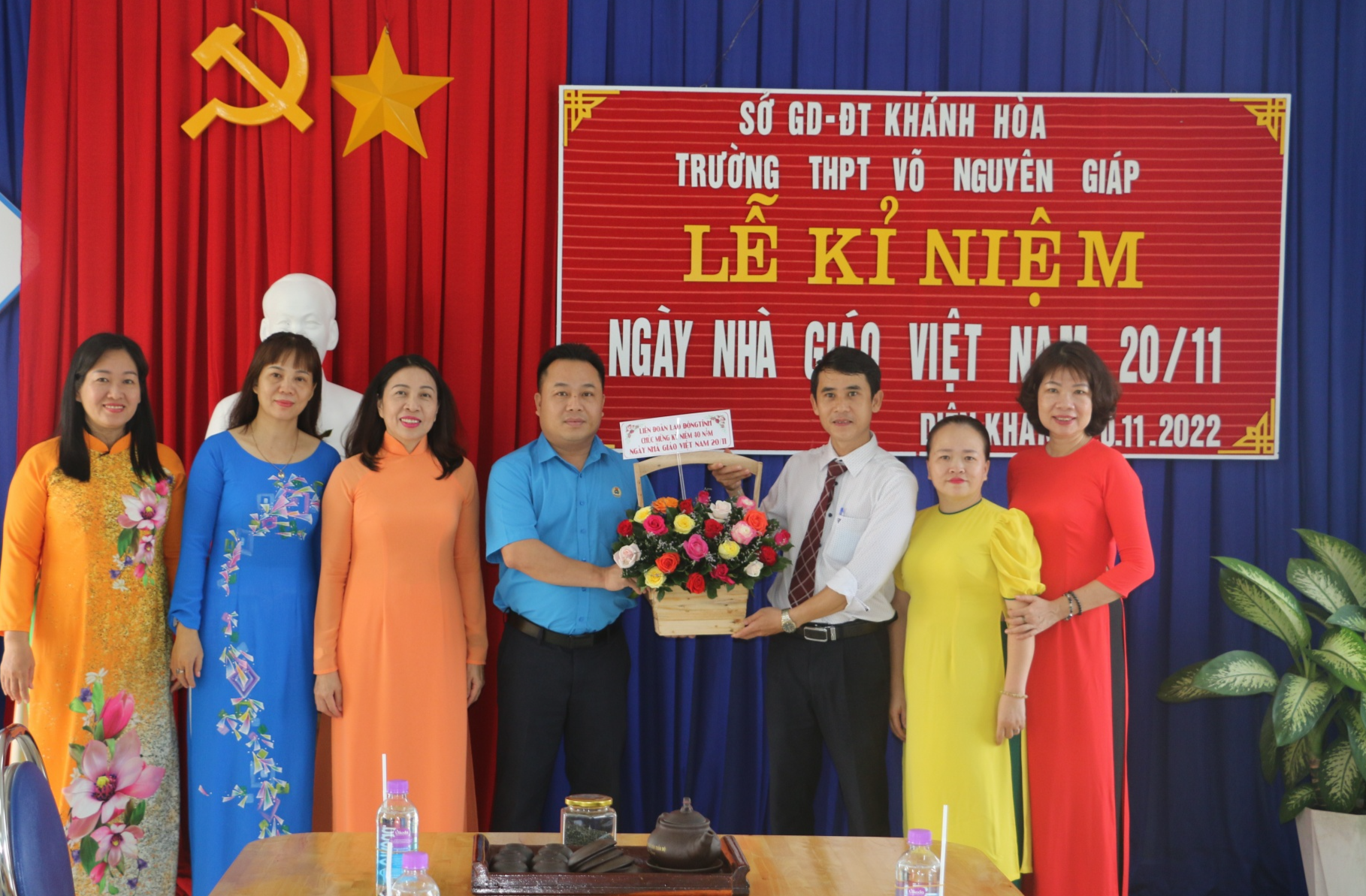 LĐLĐ Khánh Hòa: Chúc mừng các đơn vị giáo dục nhân dịp kỷ niệm Ngày Nhà giáo Việt Nam