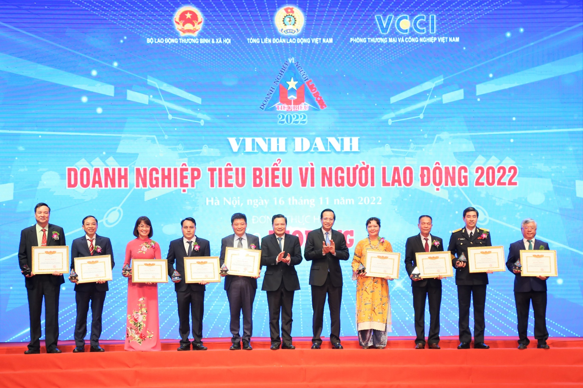 Tân Cảng Sài Gòn được vinh danh “Doanh nghiệp tiêu biểu vì người lao động” lần thứ tư