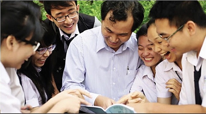 Tương lai quốc gia trong vòng tay chúng ta Tương lai quốc gia trong vòng tay chúng ta