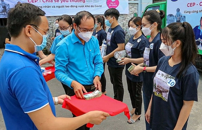 Công đoàn giúp công nhân tránh xa nạn tín dụng đen Công đoàn giúp công nhân tránh xa nạn tín dụng đen