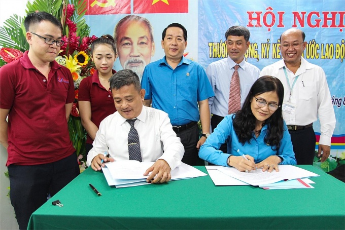 Làm thêm giờ - lý luận và thực tiễn trên thế giới Làm thêm giờ - lý luận và thực tiễn trên thế giới
