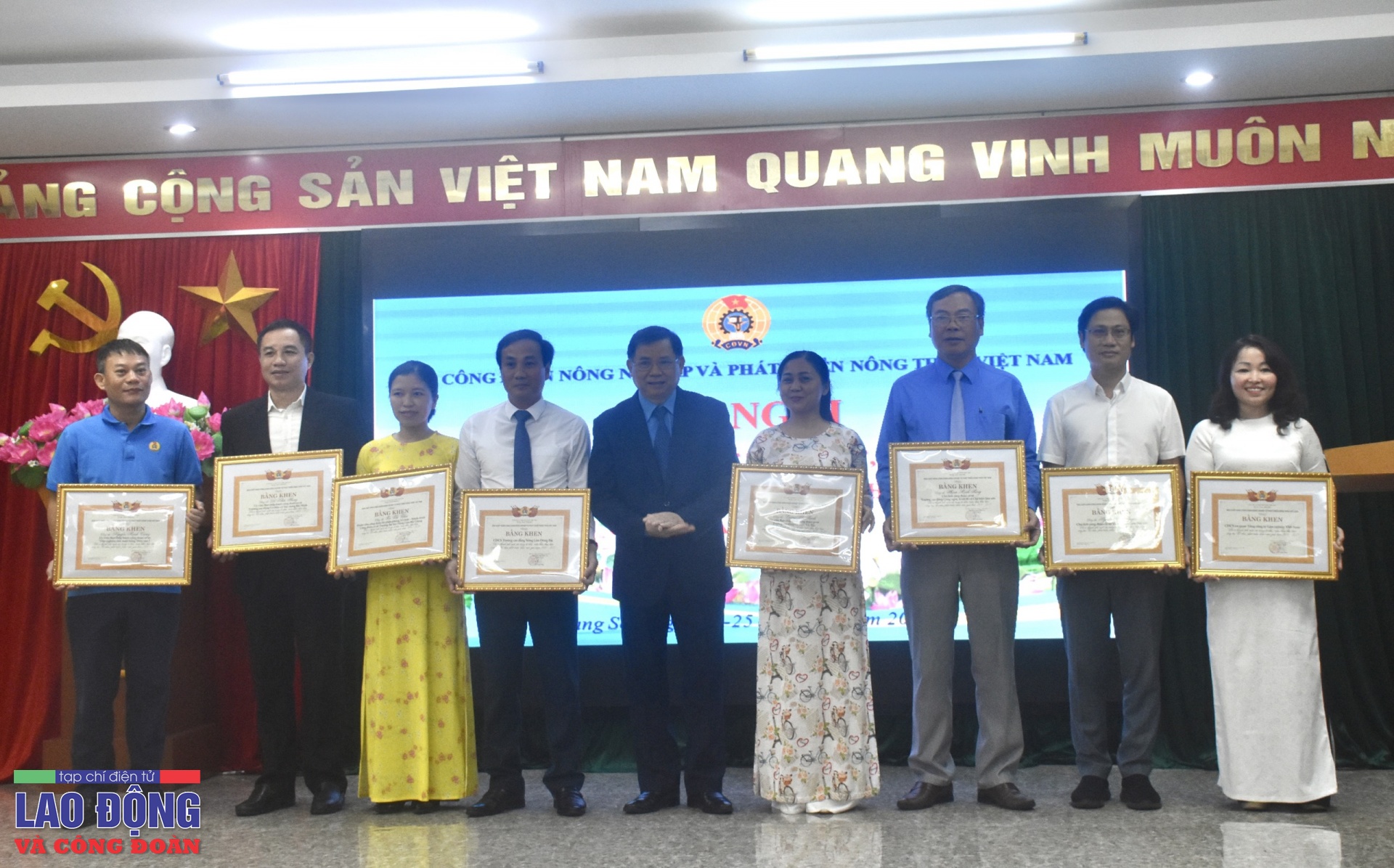 Công đoàn NN & PTNT Việt Nam: Hội nghị tổng kết thi đua các chuyên đề 2018-2022