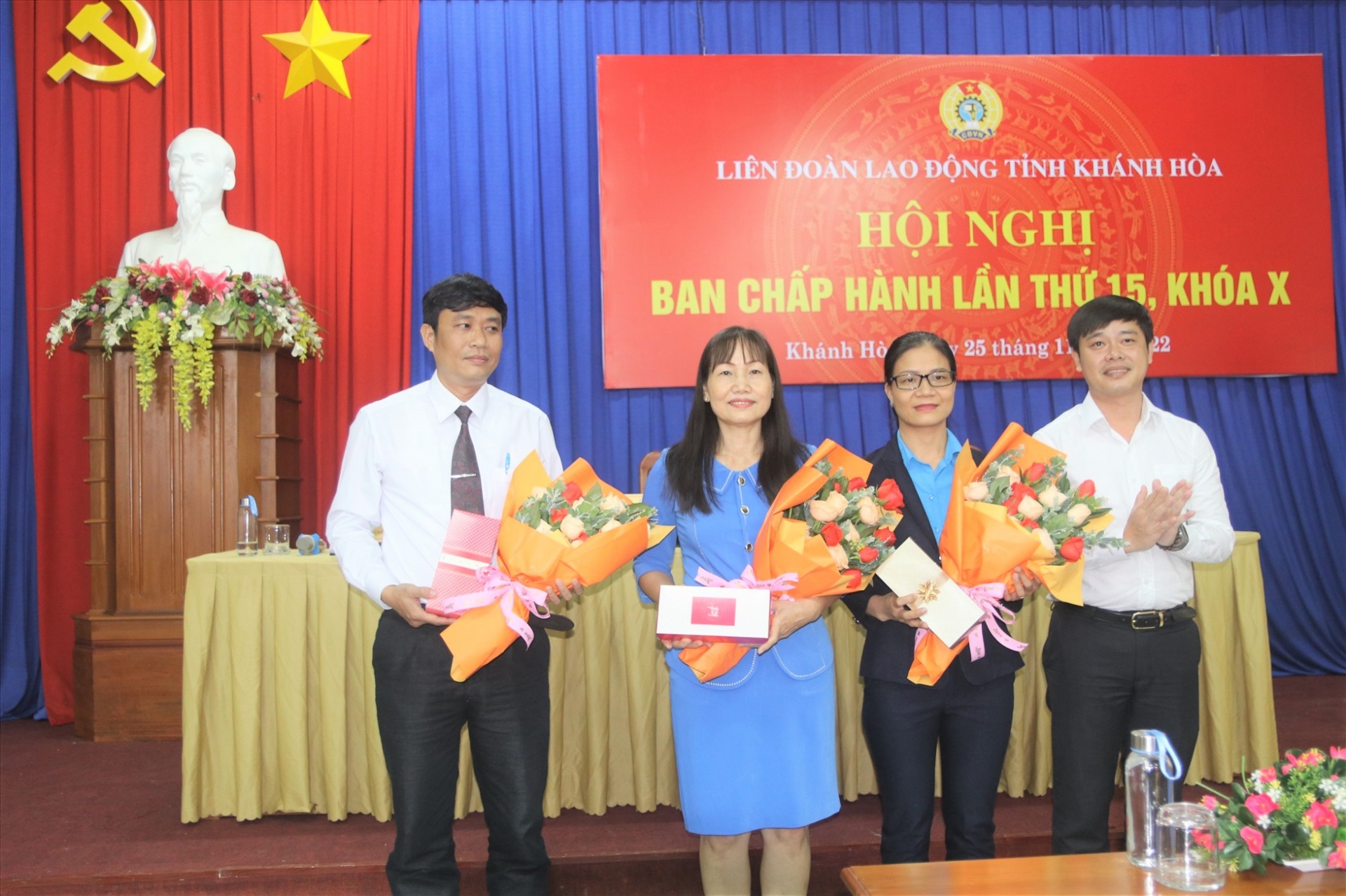 Đồng chí Bùi Hoài Nam được bầu làm Chủ tịch LĐLĐ tỉnh Khánh Hòa