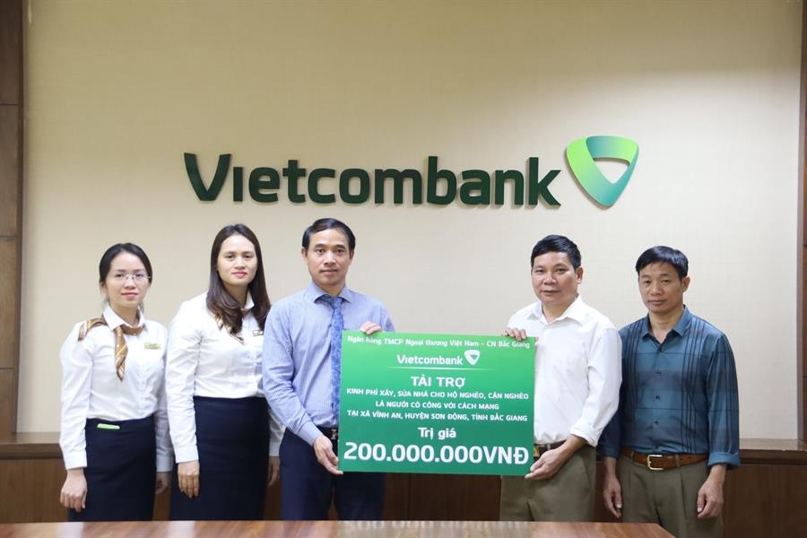 Hỗ trợ xây nhà tình nghĩa cho người dân có hoàn cảnh khó khăn Hỗ trợ xây nhà tình nghĩa cho người dân có hoàn cảnh khó khăn