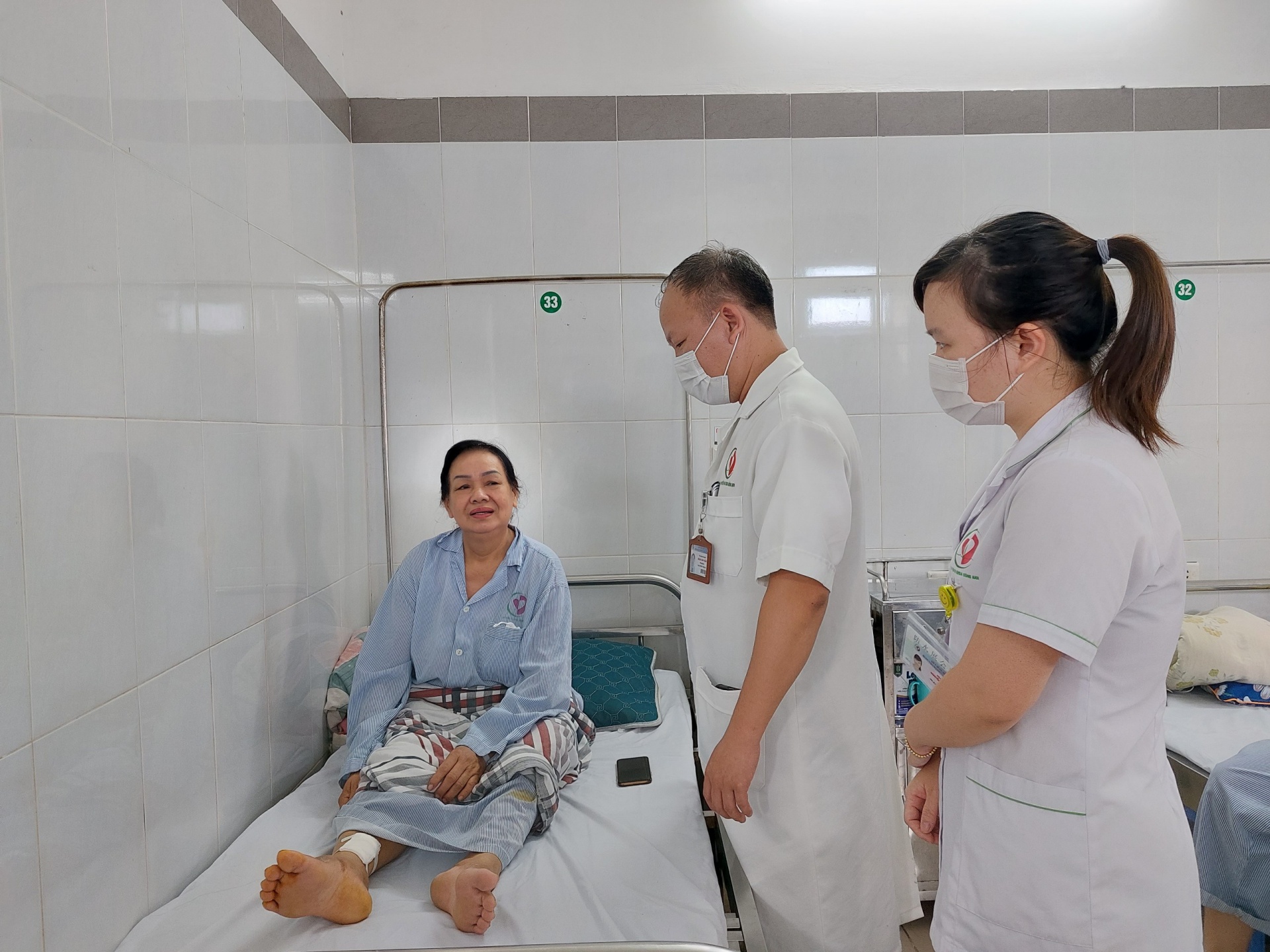 Sáng kiến ứng dụng khoa học công nghệ vào thực tiễn, nâng cao chất lượng khám chữa bệnh Sáng kiến ứng dụng khoa học công nghệ vào thực tiễn, nâng cao chất lượng khám chữa bệnh