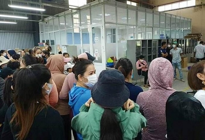 Hơn 500 công nhân Công ty SSLV Đà Nẵng bị buộc thôi việc do doanh nghiệp giải thể công nhân thôi việc