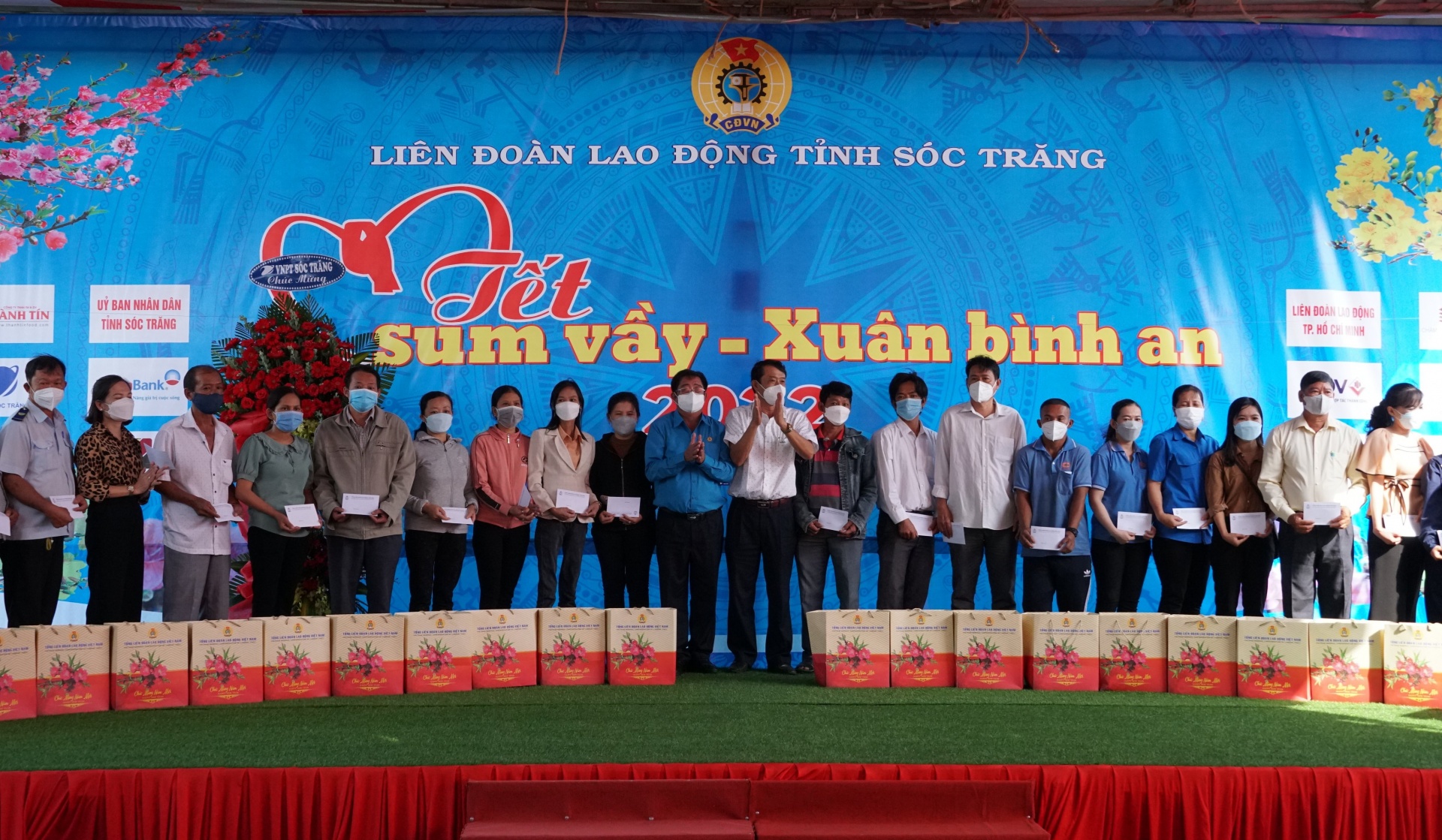Đồng bằng sông Cửu Long: Đa dạng các hoạt động chăm lo Tết cho người lao động Đồng bằng sông Cửu Long: Đa dạng các hoạt động chăm lo Tết cho người lao động