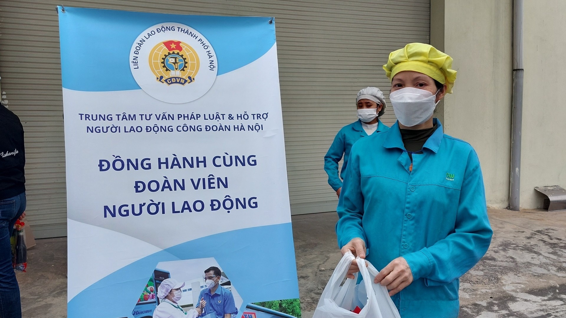 Thêm chuyến “Xe siêu thị đoàn viên Công đoàn” đầy ắp hàng hóa đến với CNLĐ