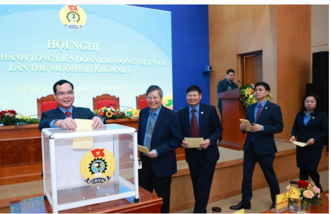Bổ sung 2 Ủy viên Đoàn Chủ tịch và 11 Ủy viên Ban Chấp hành Tổng LĐLĐ Việt Nam