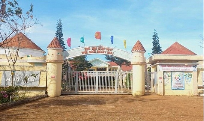Hiệu trưởng bắt giáo viên đi tiếp khách: Cần loại khỏi đội ngũ! Hiệu trưởng bắt giáo viên đi tiếp khách: Cần loại khỏi đội ngũ!