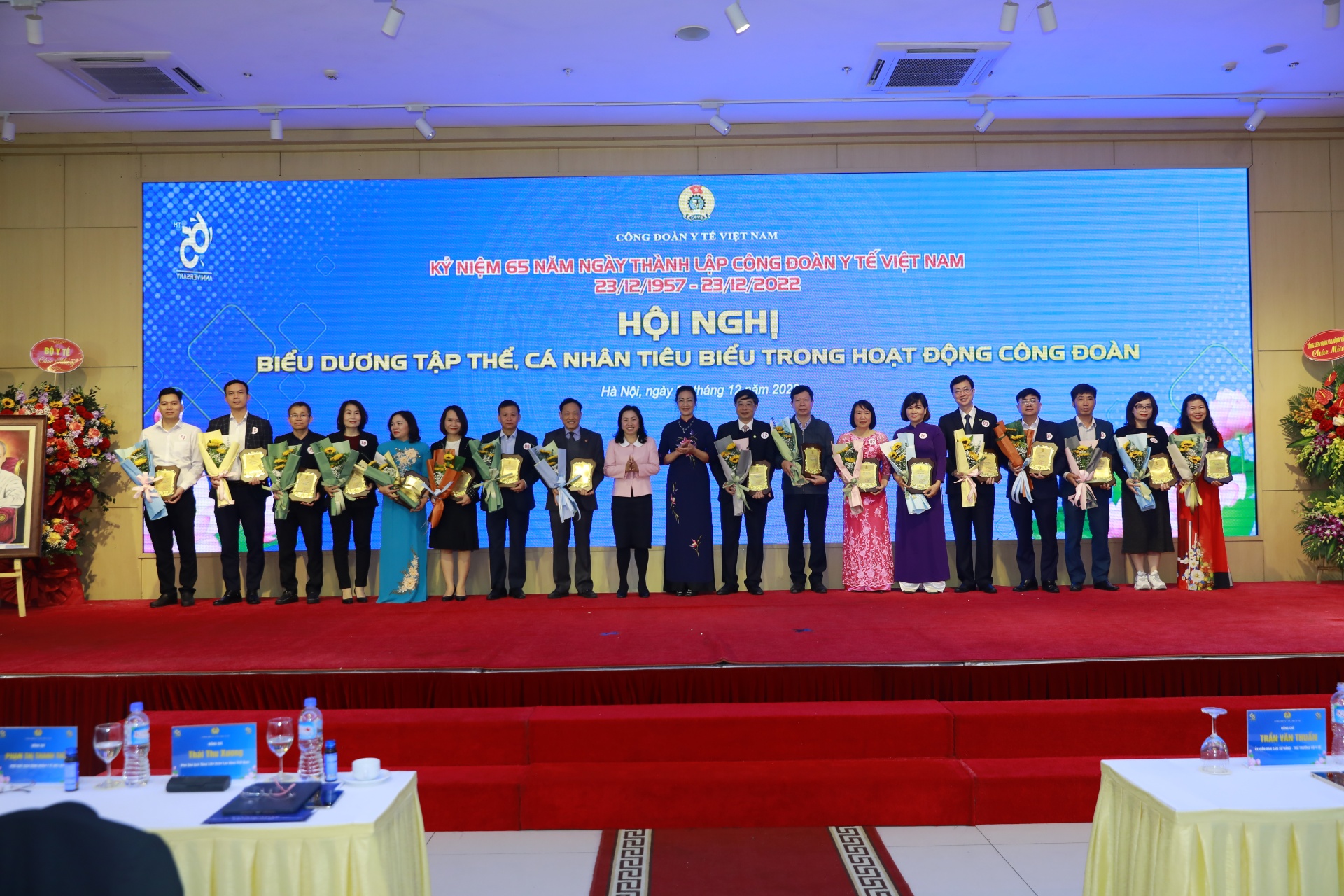Công đoàn Y tế Việt Nam - kết nối, động viên cán bộ y tế yêu ngành, yêu nghề