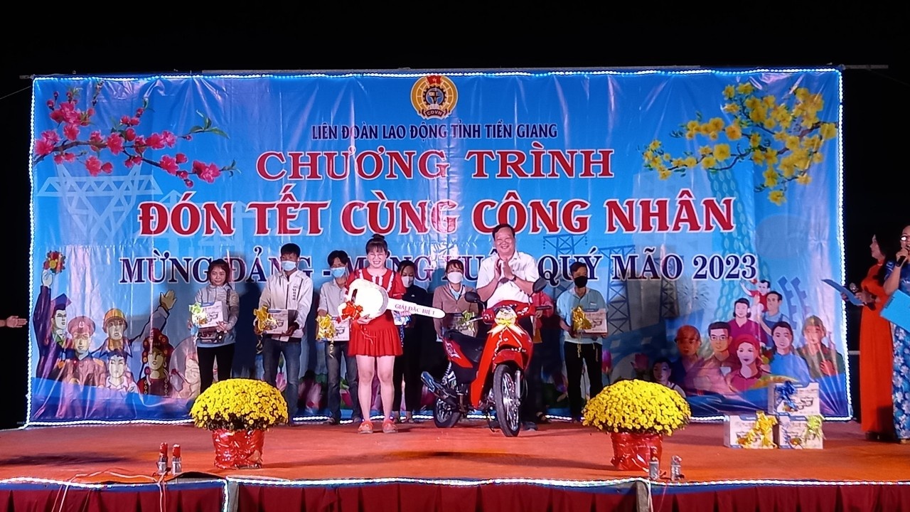 LĐLĐ Tiền Giang: Hàng nghìn đoàn viên, NLĐ hạnh phúc đón “Tết sum vầy” 2023