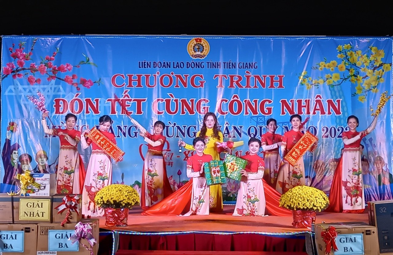 LĐLĐ Tiền Giang: Hàng nghìn đoàn viên, NLĐ hạnh phúc đón “Tết sum vầy” 2023