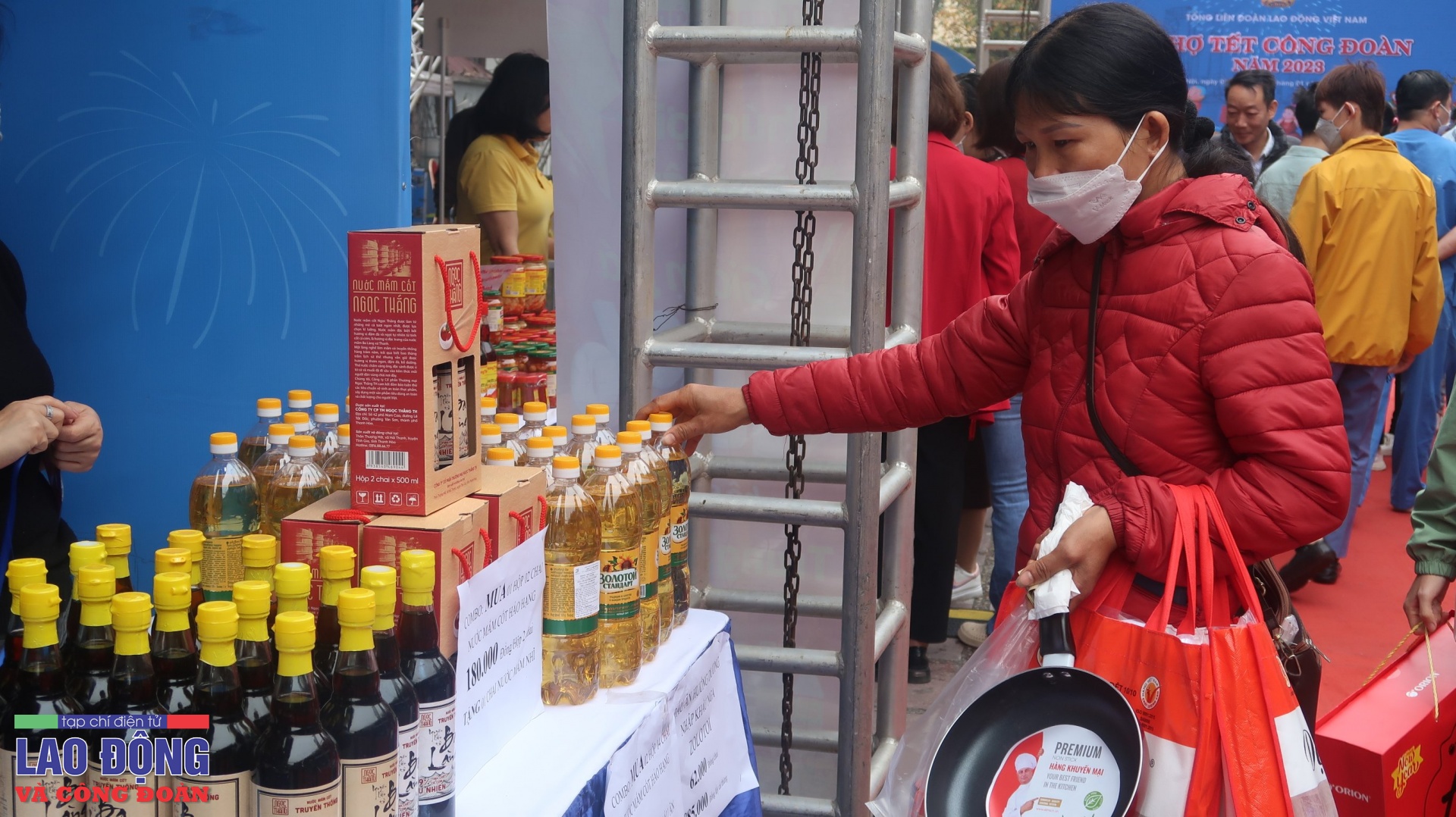 Thêm một mùa xuân ấm áp đến với đoàn viên, người lao động Thủ đô