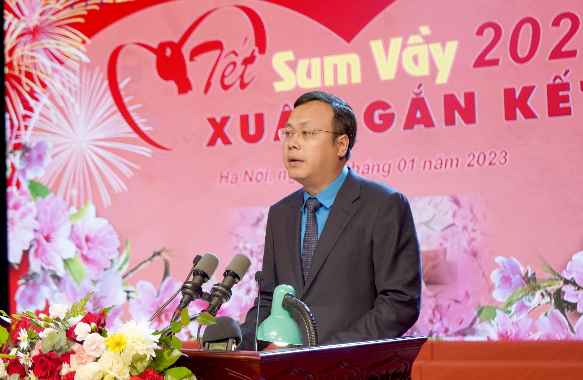 Thêm một mùa xuân ấm áp đến với đoàn viên, người lao động Thủ đô