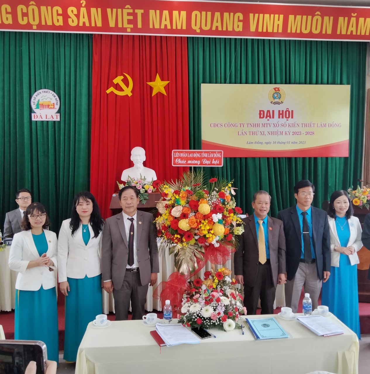 Lâm Đồng: Đại hội điểm công đoàn cơ sở dân chủ, đúng Điều lệ, thành công rực rỡ Lâm Đồng: Đại hội điểm công đoàn cơ sở dân chủ, đúng Điều lệ, thành công rực rỡ