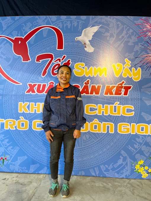 Công nhân ngành Thông tin và truyền thông háo hức đón Tết sớm Công nhân ngành Thông tin và truyền thông háo hức đón Tết sớm